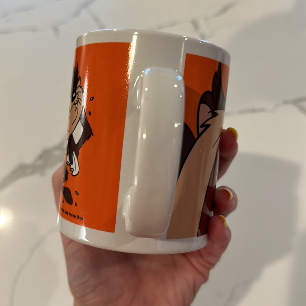 Looney Tunes Taz Tasmanian Devil Mug - Picture 6 of 7